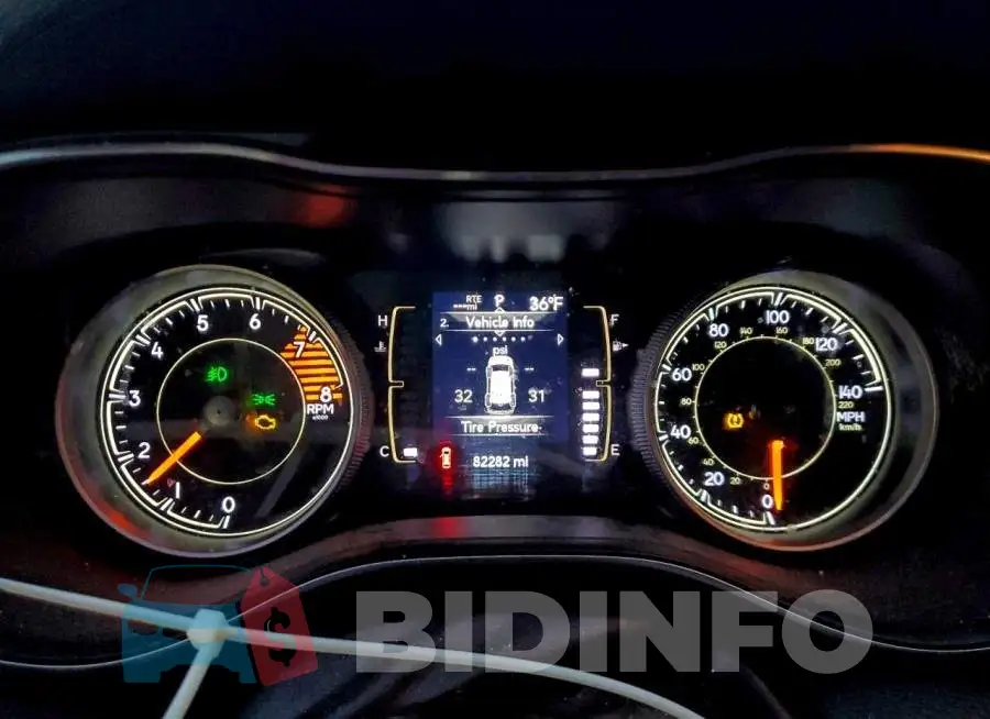 1C4PJMLX5KD301824 Photo# 9