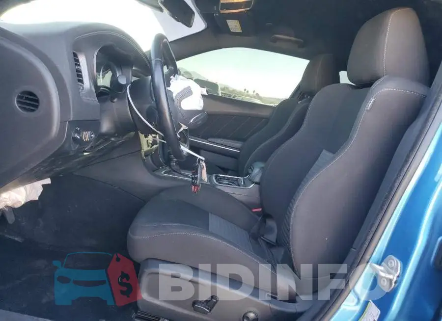 2C3CDXHG8PH598716 Photo# 7
