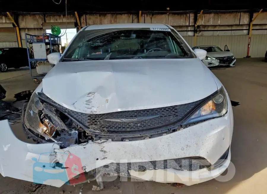 2C4RC1FG7LR122910 Photo# 5