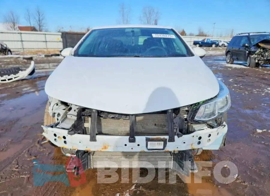 1G1BJ5SM3K7104861 Photo# 5