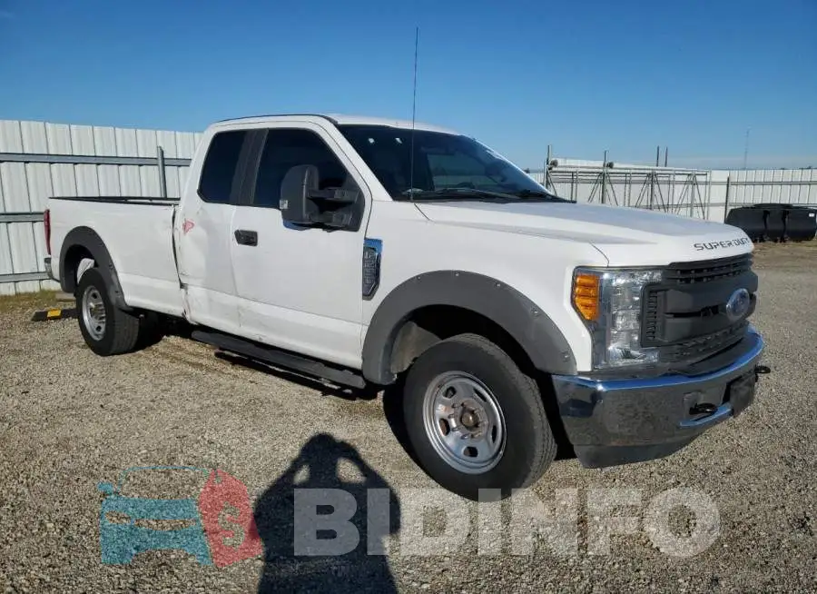 1FT7X2A64HEF22055 Photo# 4