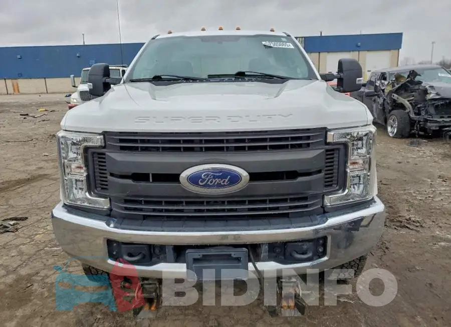 1FTRF3B67KEC84399 Photo# 5