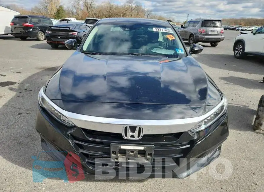 1HGCV1F42JA033531 Photo# 5