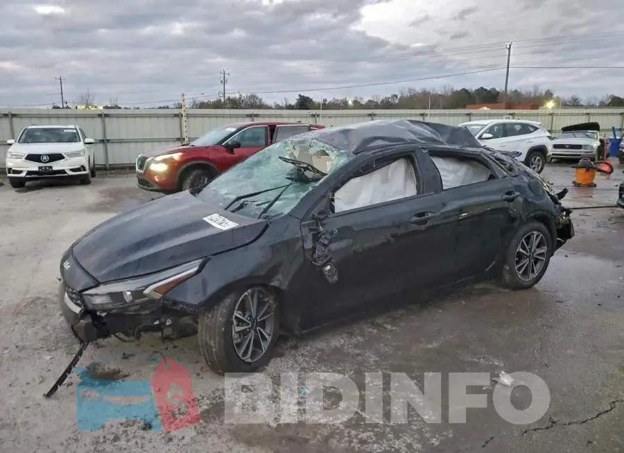 3KPF24AD2RE752770 Photo# 1