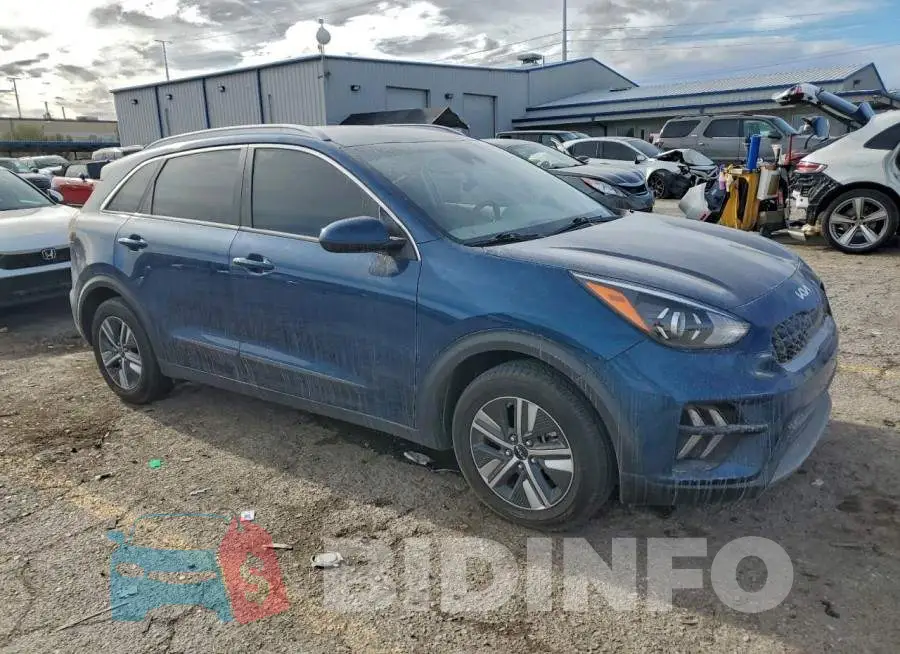 KNDCM3LD6N5543784 Photo# 4