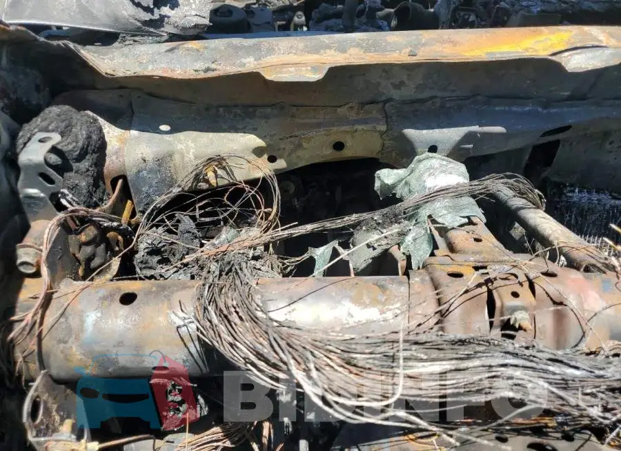 4T1B11HK5KU755024 Photo# 9