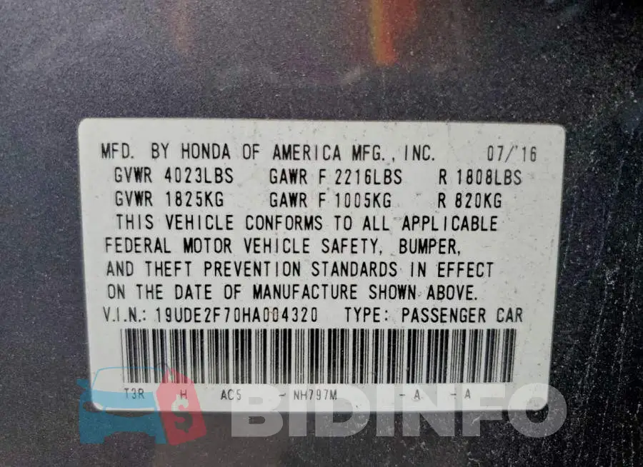 19UDE2F70HA004320 Photo# 13