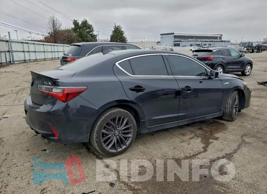 19UDE2F80KA010294 Photo# 3