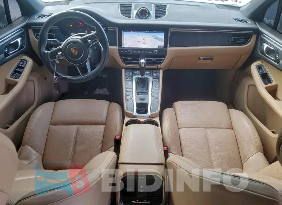 WP1AA2A57MLB17911 Photo# 8