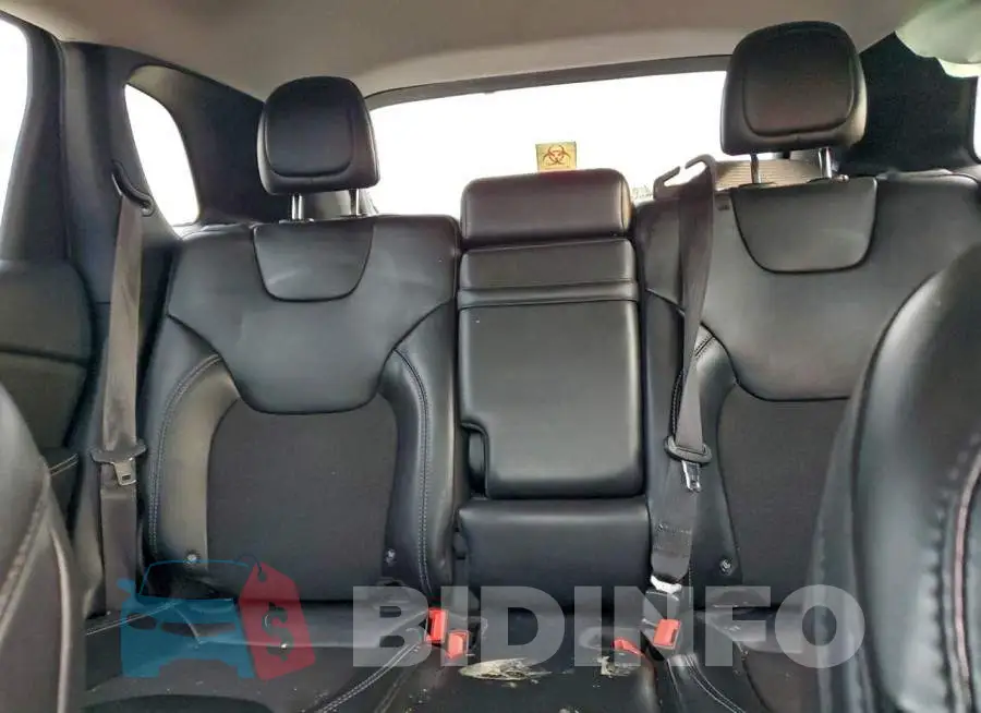 1C4PJLLB5KD123427 Photo# 10