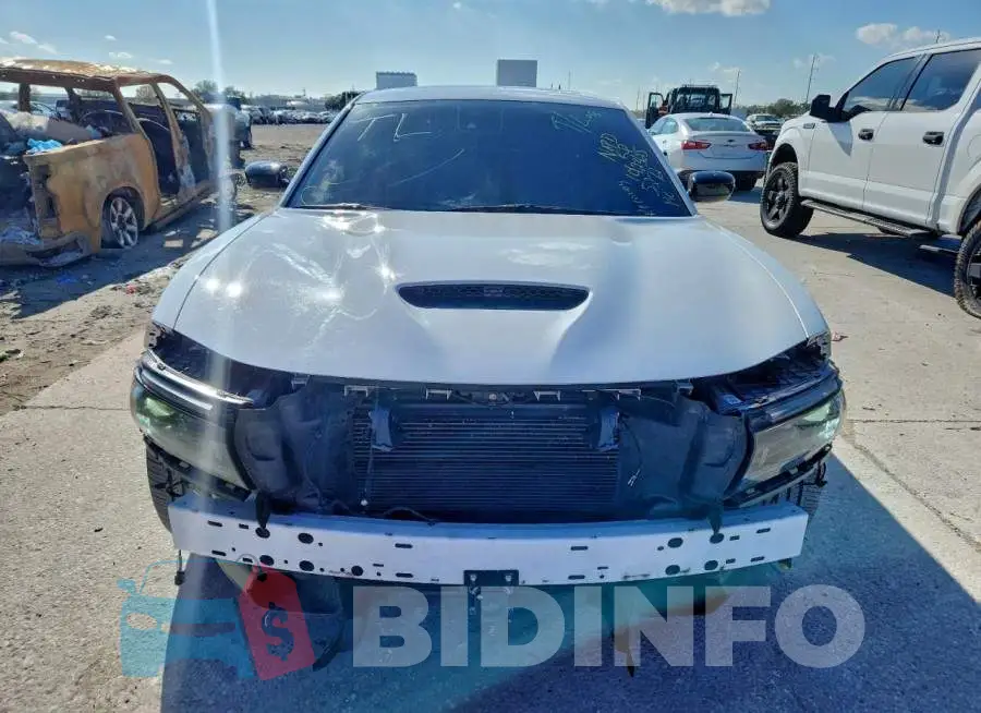 2C3CDXGJ7PH555272 Photo# 5