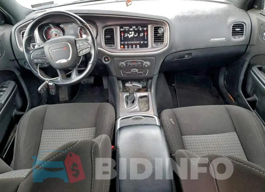 2C3CDXMG0NH174174 Photo# 8