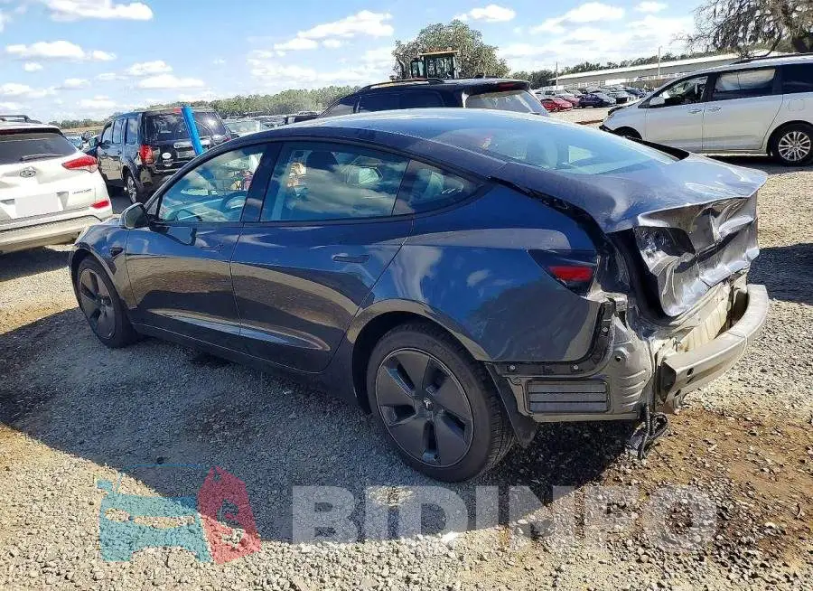 5YJ3E1EAXPF652691 Photo# 2