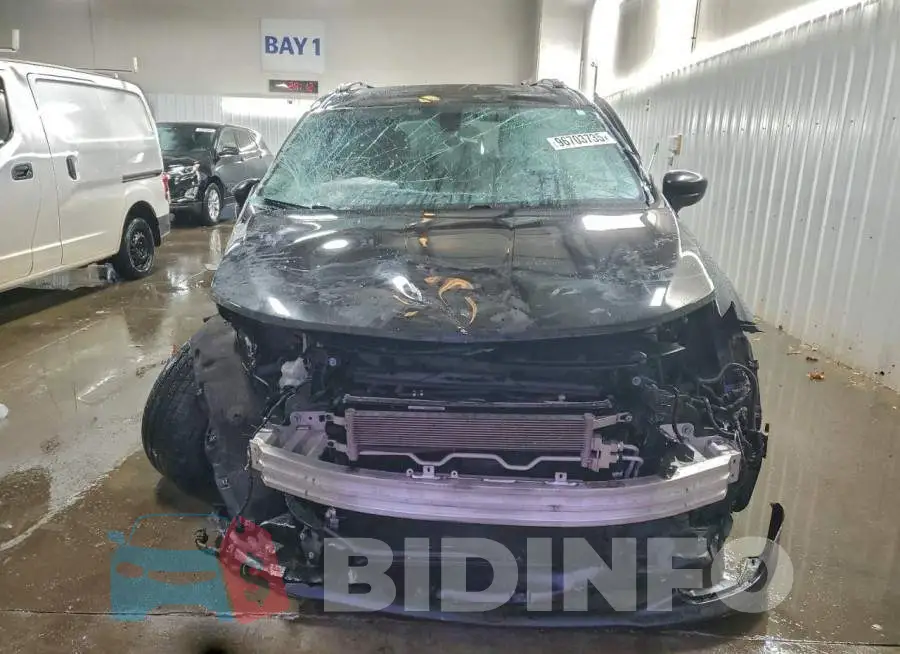2C4RC1EG4LR116984 Photo# 5