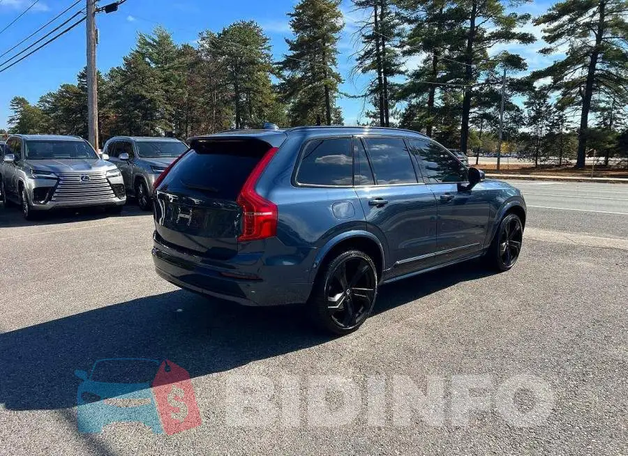 YV4062PF4S1291357 Photo# 4