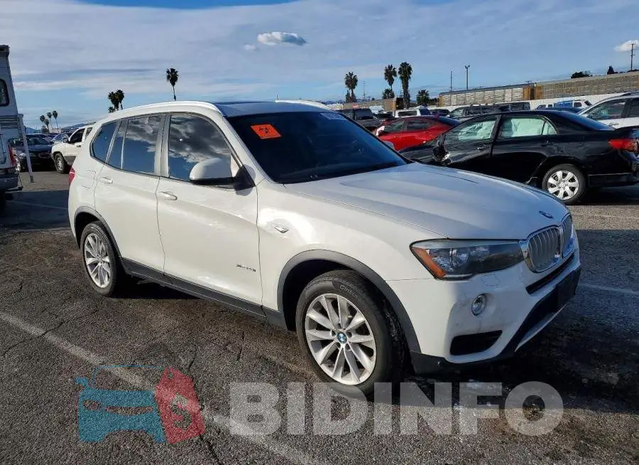 5UXWX9C33H0W67302 Photo# 4