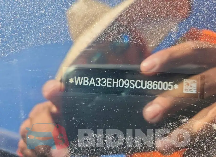 WBA33EH09SCU86005 Photo# 13