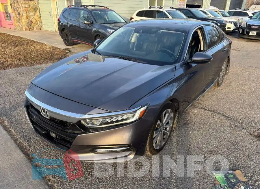 1HGCV3F66JA013344 Photo# 2