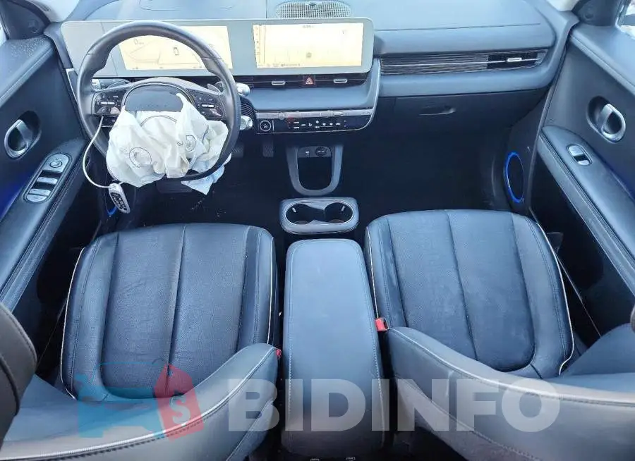 KM8KRDAF4NU110327 Photo# 8