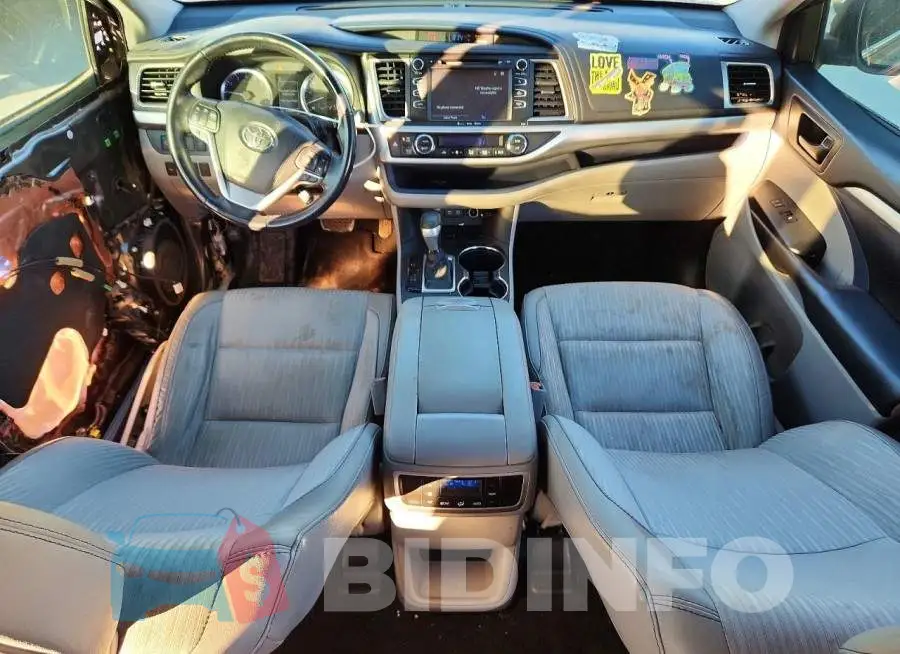 5TDZZRFH6JS281184 Photo# 8