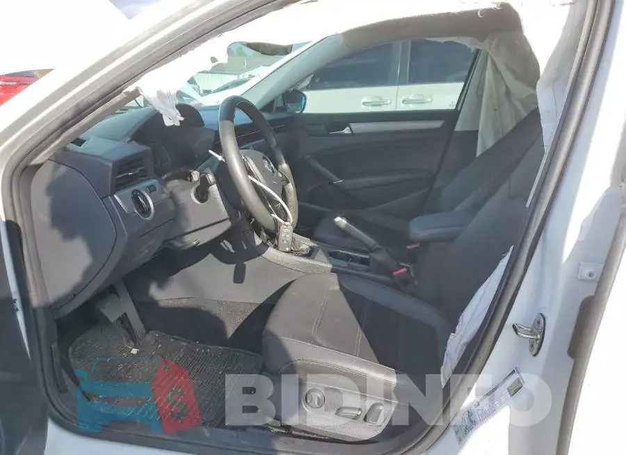 1VWSA7A37MC003664 Photo# 7