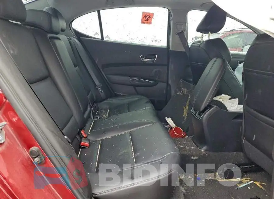 19UUB1F55JA008757 Photo# 10