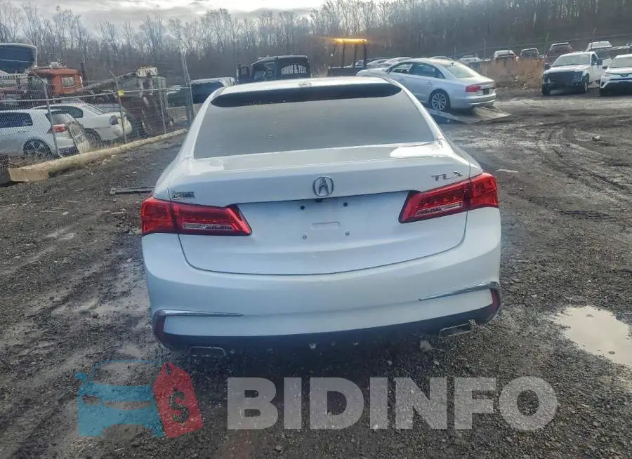 19UUB2F45KA007378 Photo# 6