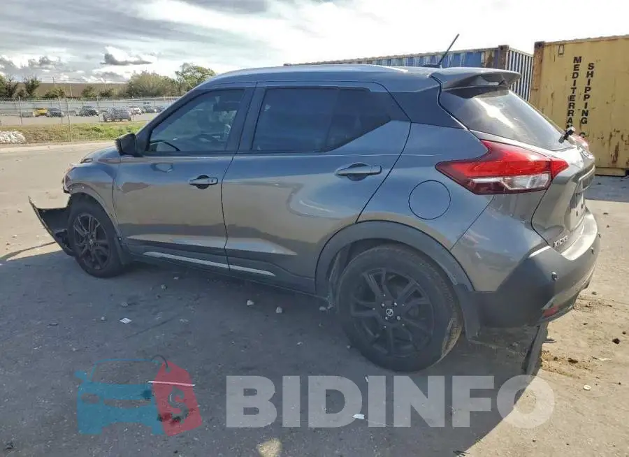 3N1CP5DV3LL566241 Photo# 2