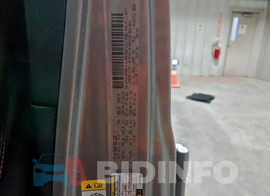 1C6JJTBG8LL102721 Photo# 12