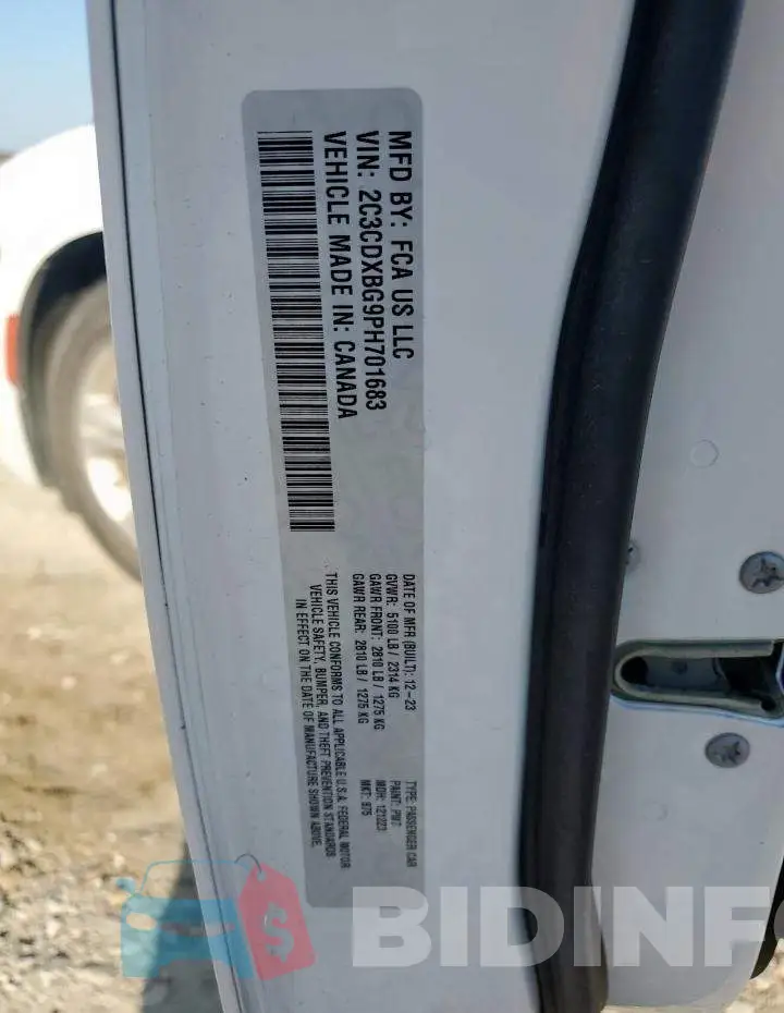 2C3CDXBG9PH701683 Photo# 12
