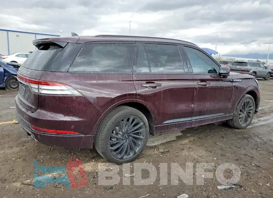 5LM5J7XC0RGL02123 Photo# 3