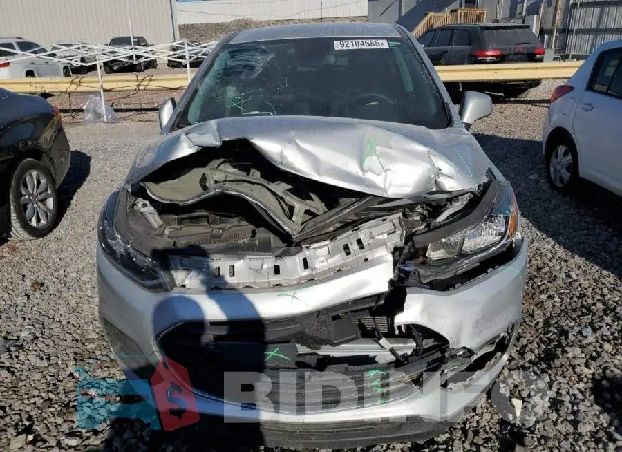 KL7CJKSM9NB545516 Photo# 5