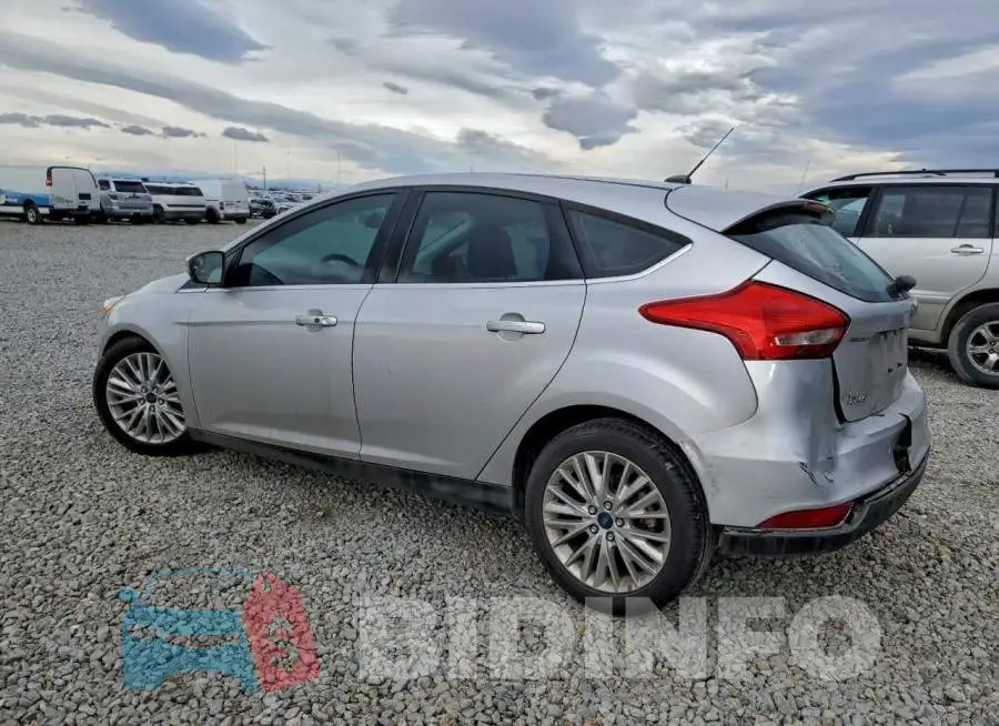 1FADP3N21JL220293 Photo# 2