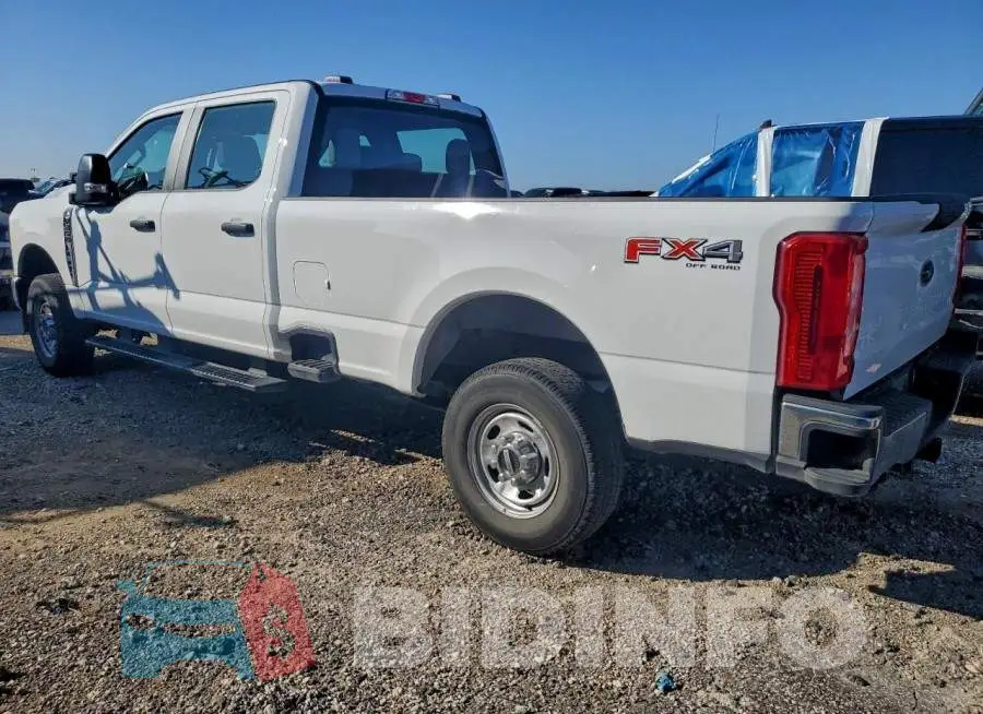 1FT7W2BA1PED10749 Photo# 2
