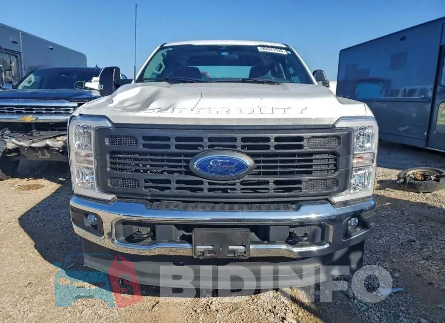 1FT7W2BA1PED10749 Photo# 5