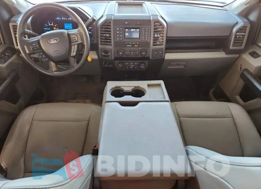 1FT7X2A62NEF88633 Photo# 8