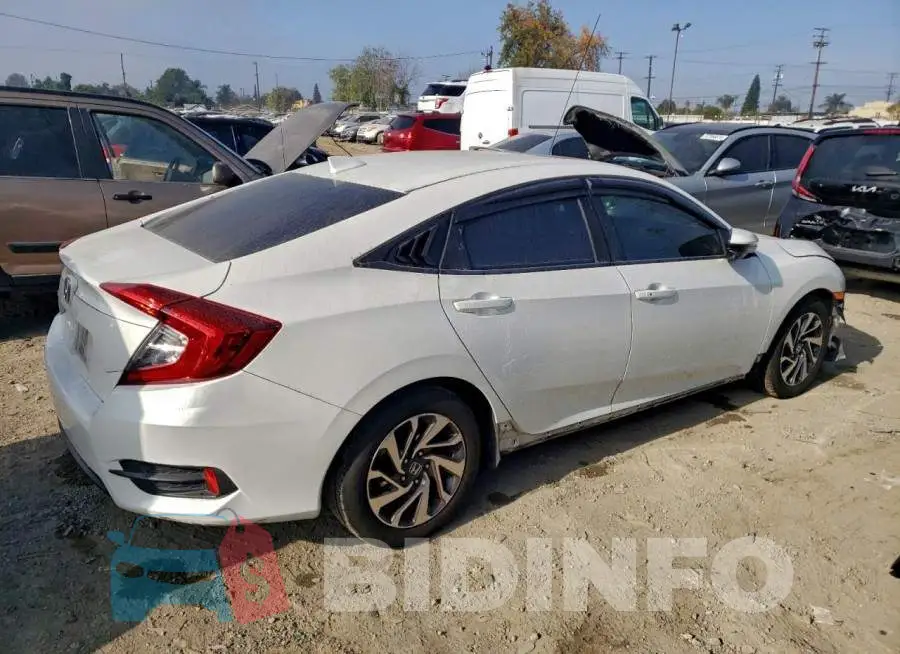 19XFC2F70HE222932 Photo# 3