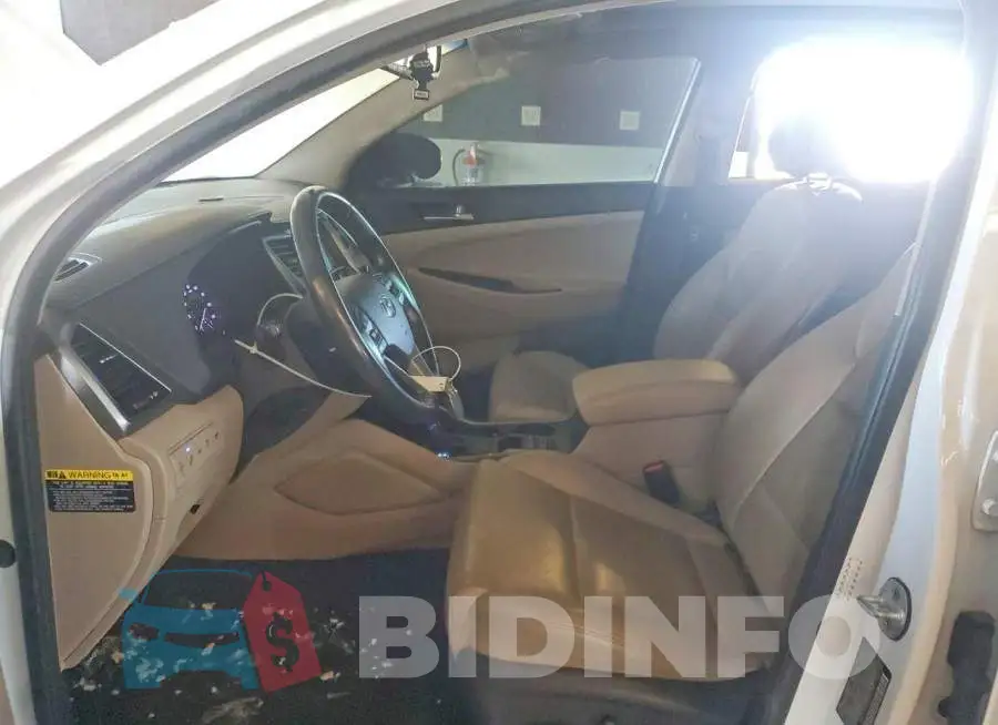 KM8J33A29HU593709 Photo# 7