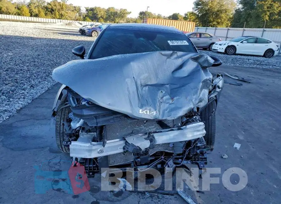 KNAG64J79T5415452 Photo# 5
