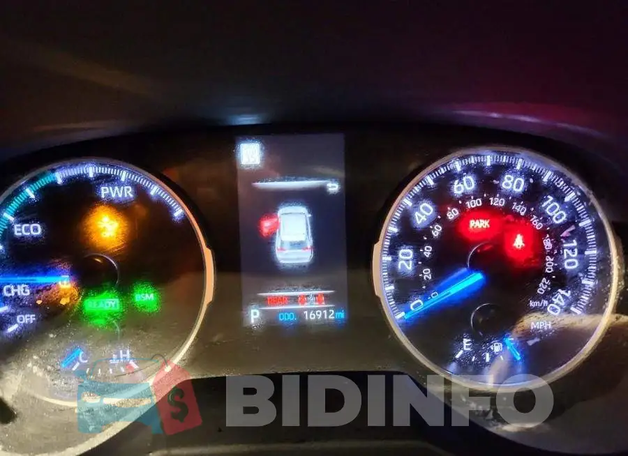4T3B6RFV2NU104619 Photo# 9