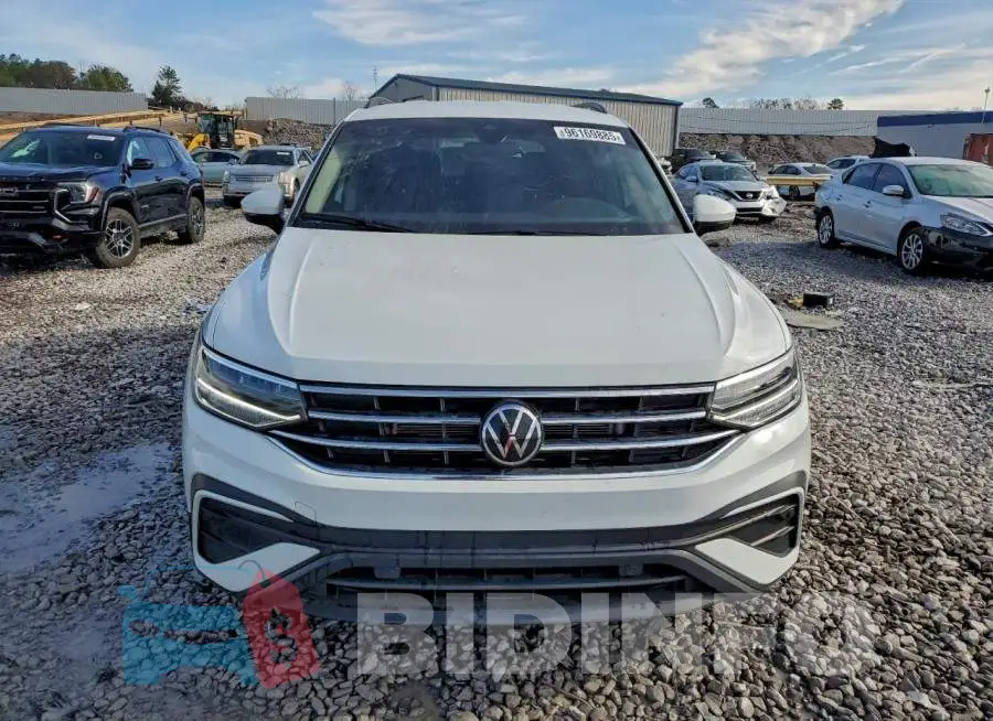 3VVRB7AX0RM170070 Photo# 5