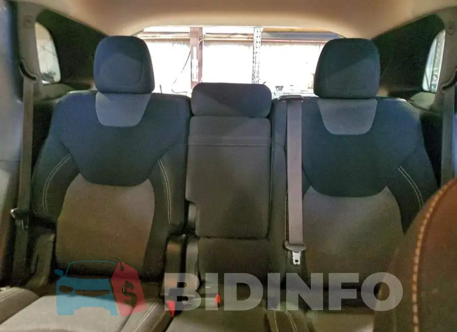 1C4PJLCB2JD511522 Photo# 10