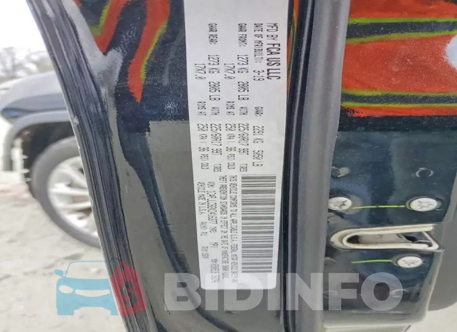 1C4PJLCB2KD416377 Photo# 14