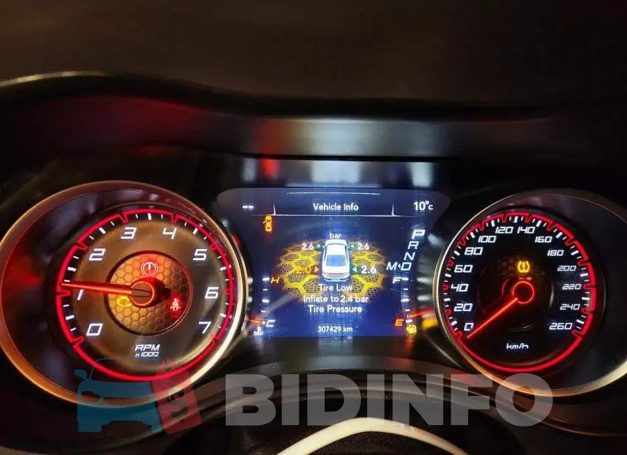 2C3CDXBG6KH625171 Photo# 9