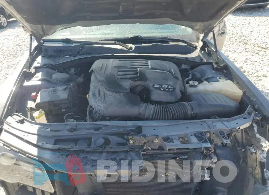 2C3CCARGXKH691082 Photo# 11