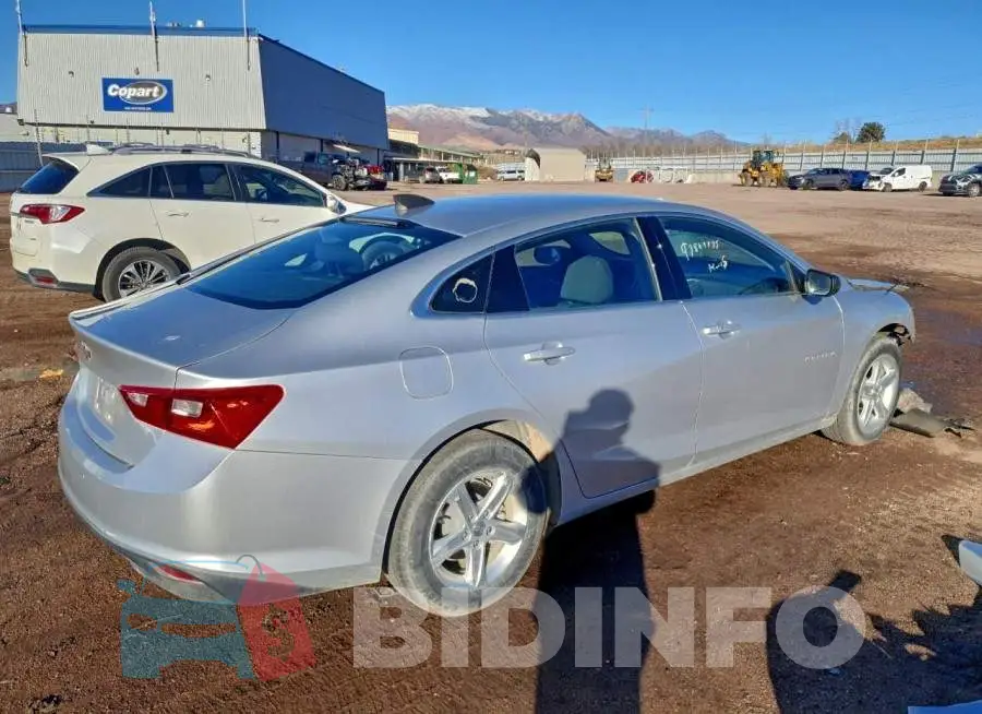 1G1ZC5ST6LF143824 Photo# 3