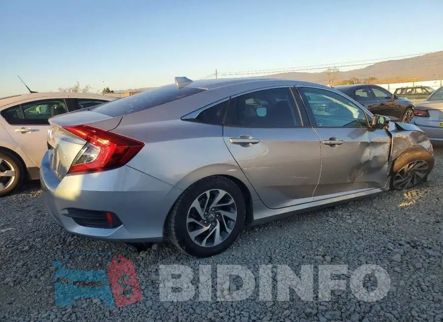 19XFC2F75HE214499 Photo# 3