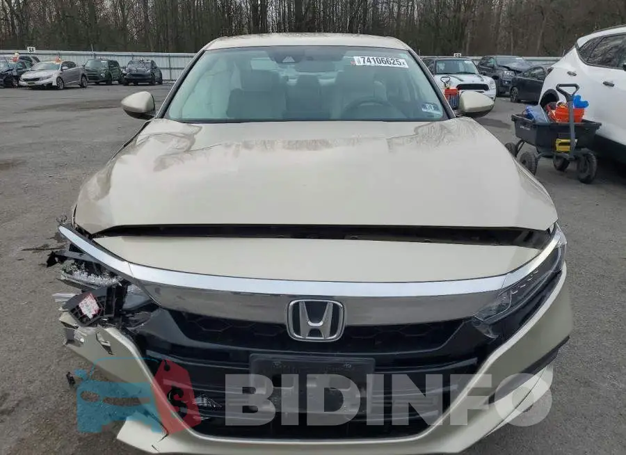1HGCV1F14KA136750 Photo# 5