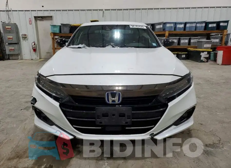 1HGCV3F21NA043189 Photo# 5