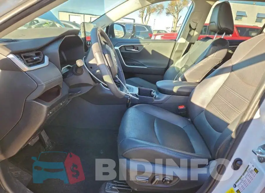 4T3D6RFV8PU110145 Photo# 7